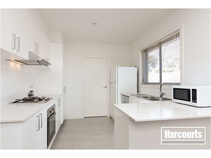 2/15 Bradford Drive, Carrum Downs VIC 3201