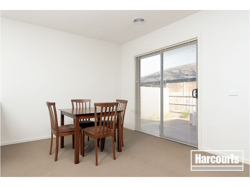 2/15 Bradford Drive, Carrum Downs VIC 3201