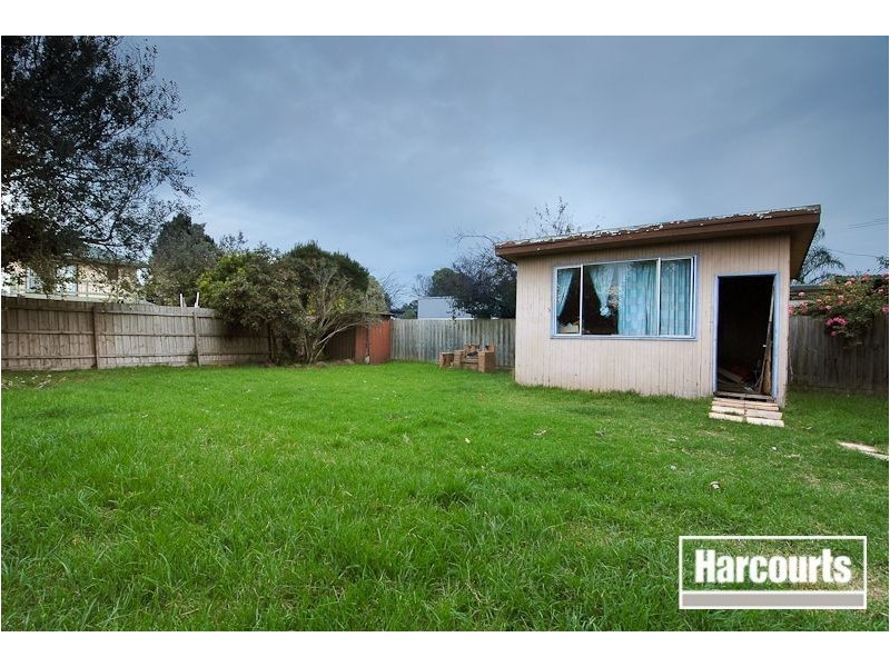 16 Prince Crescent, Seaford VIC 3198