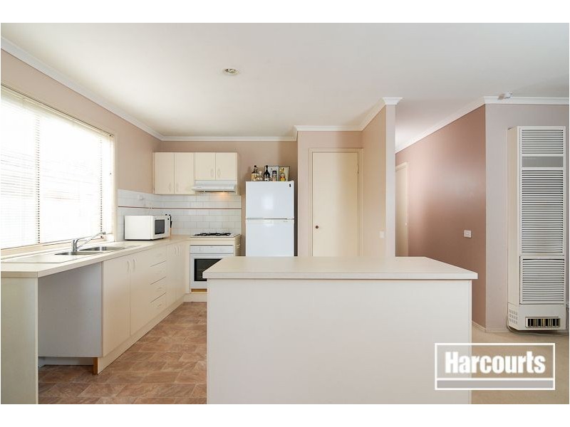 69 Greenwood Drive, Carrum Downs VIC 3201
