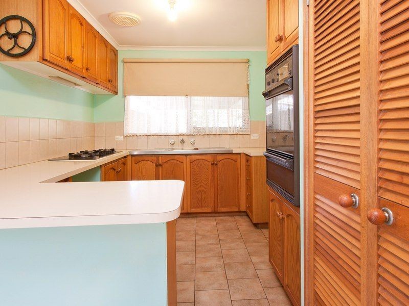 1 Carrington Cres, Carrum Downs VIC 3201