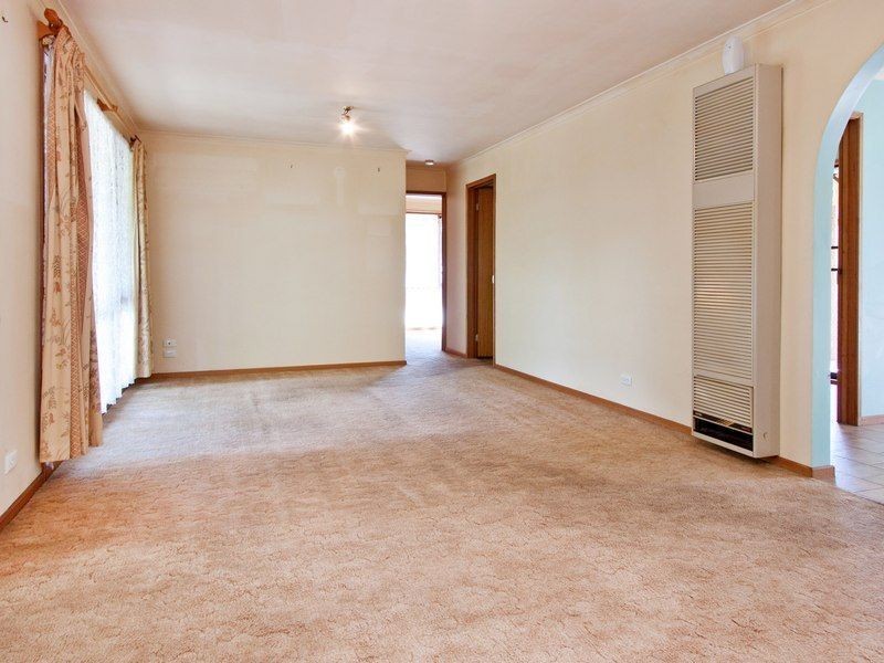 1 Carrington Cres, Carrum Downs VIC 3201