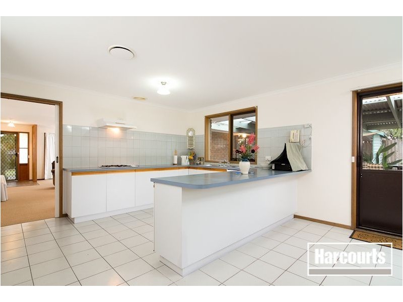 28 Carrington Crescent, Carrum Downs VIC 3201