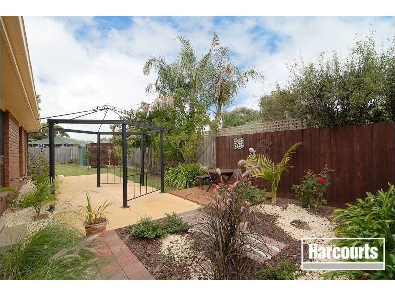 12 Sitella Court, Carrum Downs VIC 3201