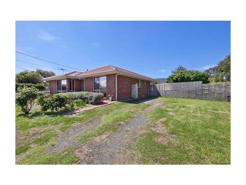 2 Maplewood Court, Carrum Downs VIC 3201