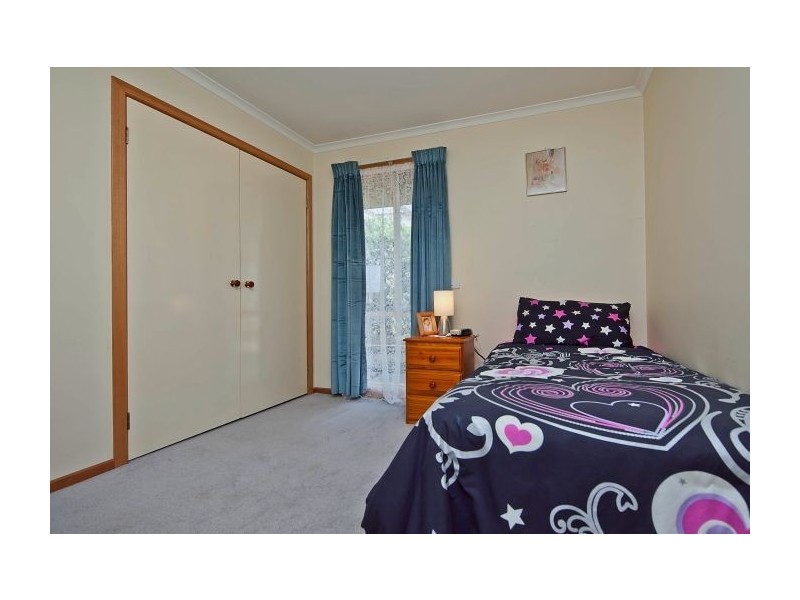 2 Maplewood Court, Carrum Downs VIC 3201