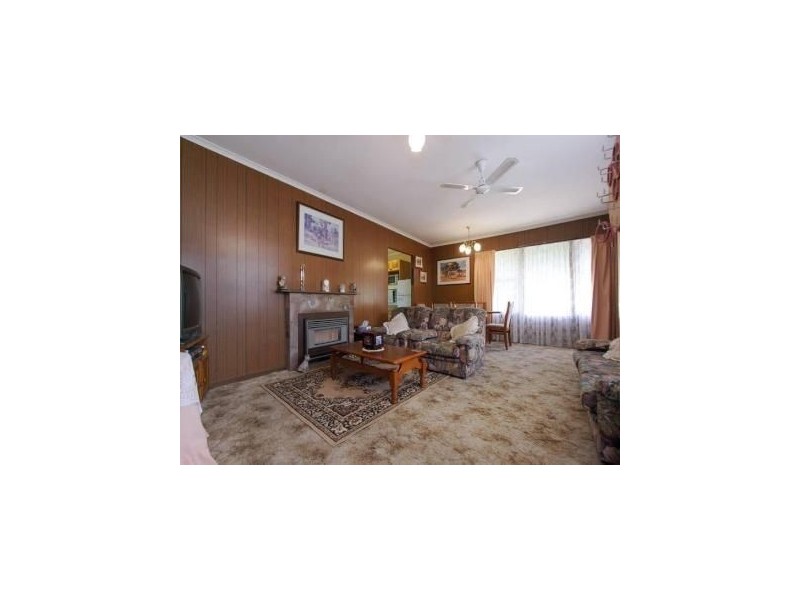 307 Frankston Dandenong Road, Frankston North VIC 3200