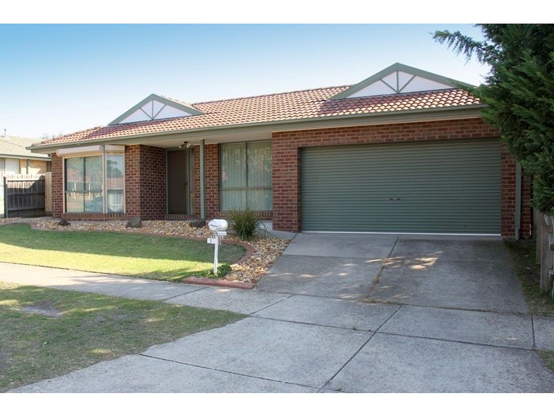 9 Perkins Drive, Carrum Downs VIC 3201