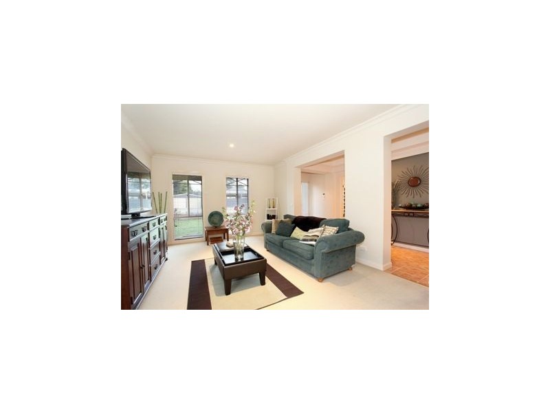 3 Stefans Court, Skye VIC 3977