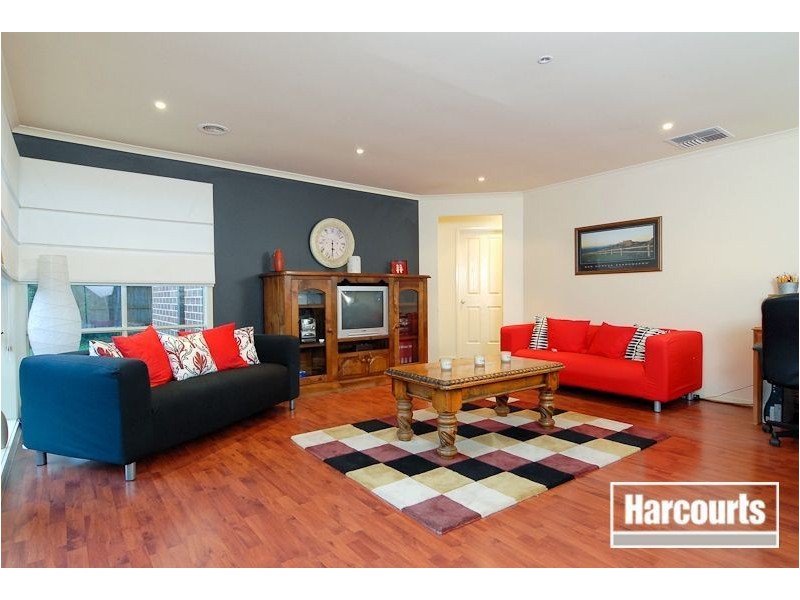 3 Bouverie Place, Skye VIC 3977