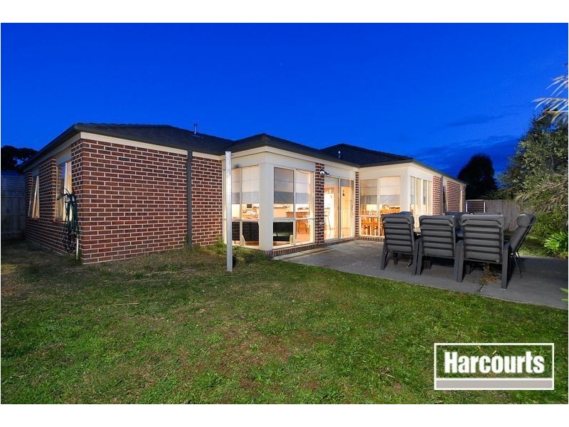3 Bouverie Place, Skye VIC 3977