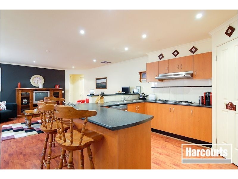 3 Bouverie Place, Skye VIC 3977