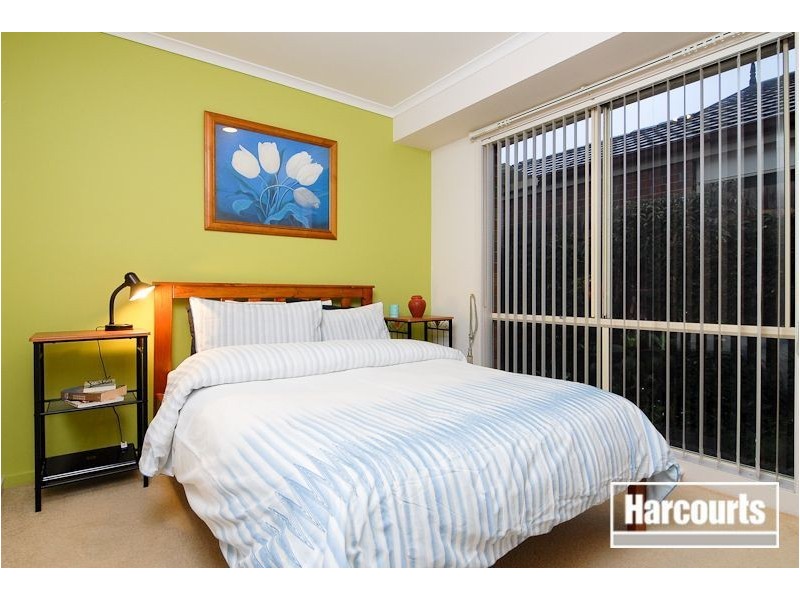 15 Rocklea Crescent, Skye VIC 3977