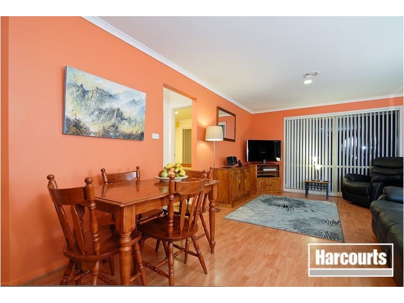 15 Rocklea Crescent, Skye VIC 3977