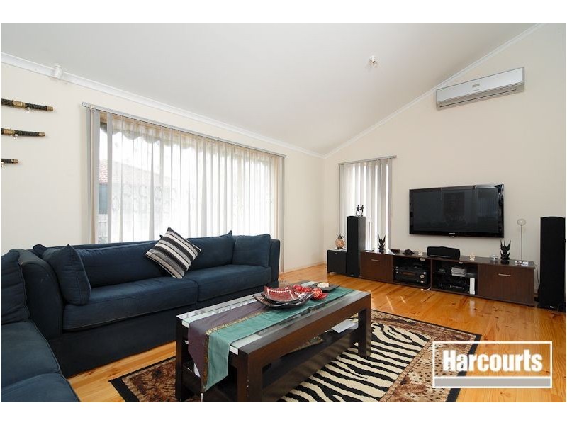 8 Prasino Court, Carrum Downs VIC 3201