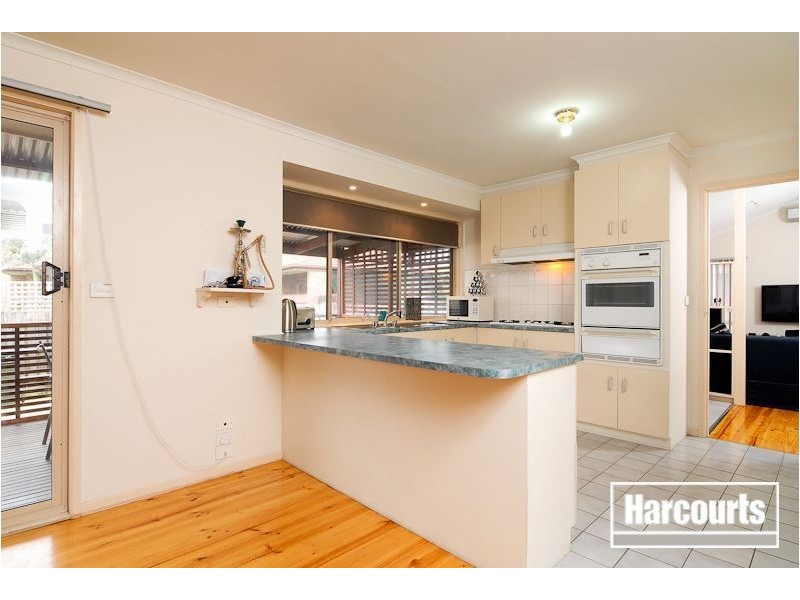8 Prasino Court, Carrum Downs VIC 3201