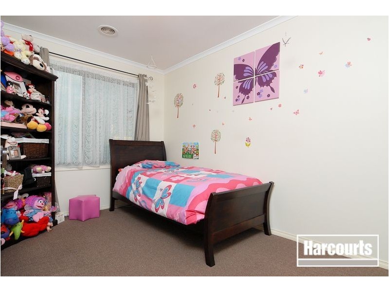 6 Chardonnay Drive, Skye VIC 3977
