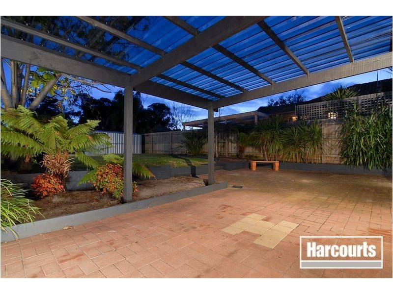 36 Luscombe Ave, Carrum Downs VIC 3201