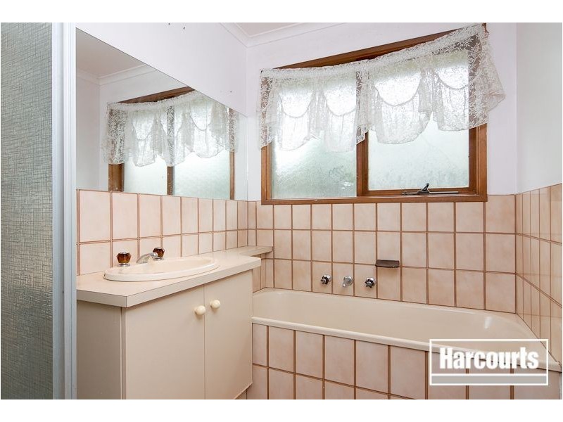 2 Weebil Place, Carrum Downs VIC 3201