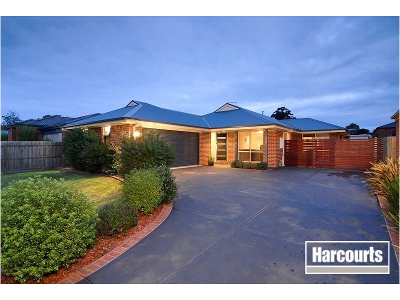 10 Gleneagles Court, Carrum Downs VIC 3201
