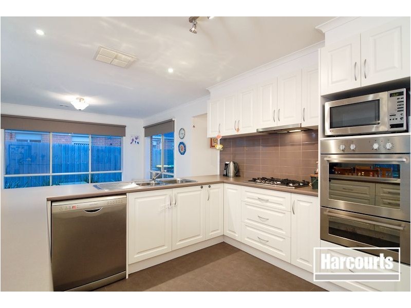 10 Gleneagles Court, Carrum Downs VIC 3201