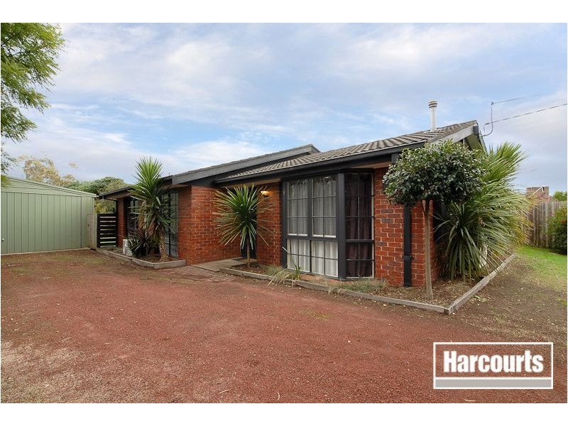 23 Greenwood Drive, Carrum Downs VIC 3201