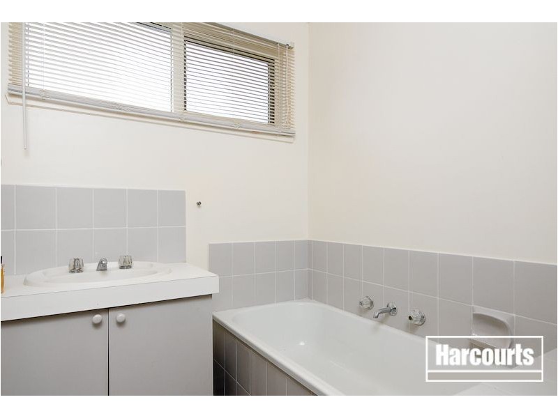 23 Greenwood Drive, Carrum Downs VIC 3201