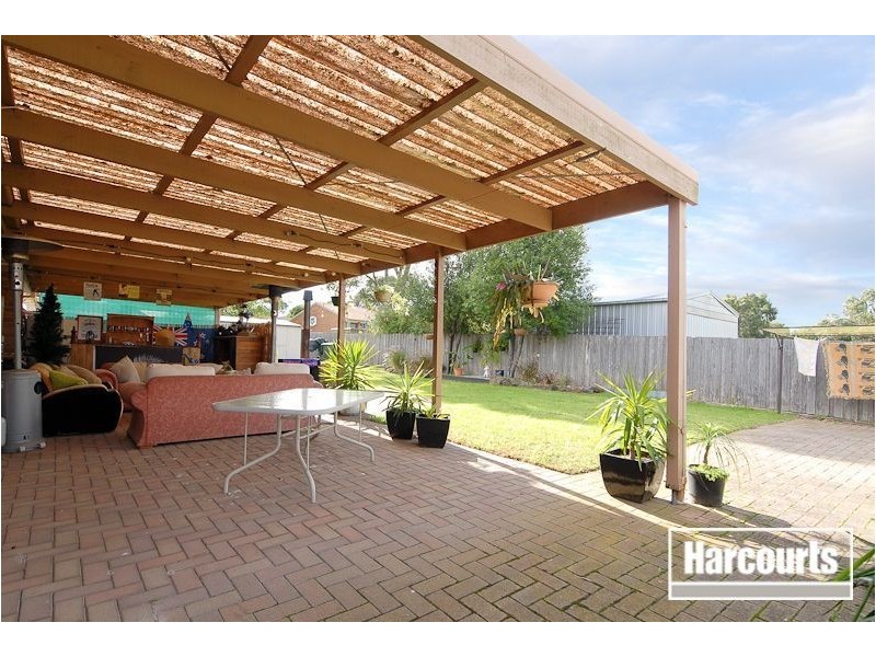 16 Marcella Place, Carrum Downs VIC 3201