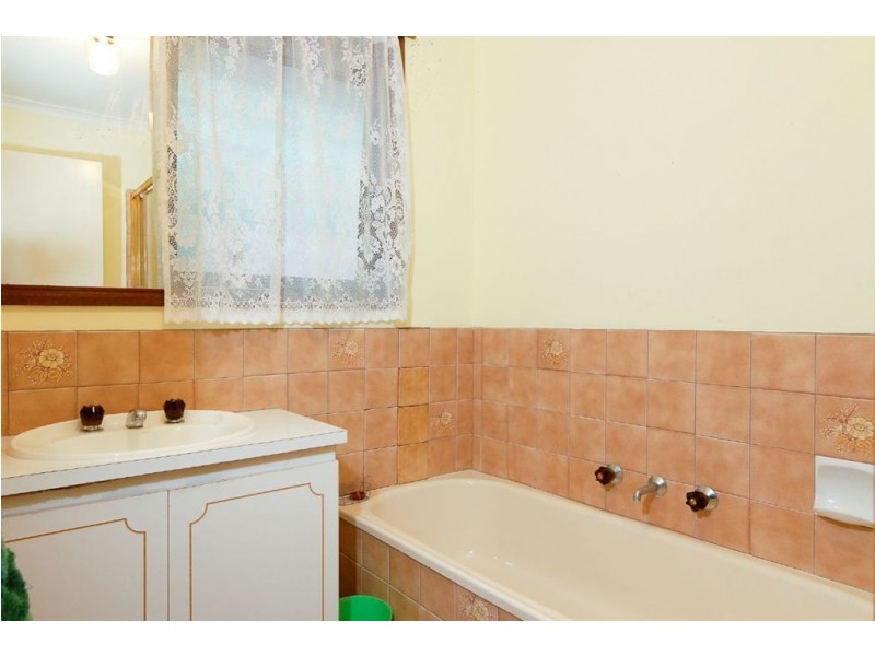 3 Fantail Court, Carrum Downs VIC 3201