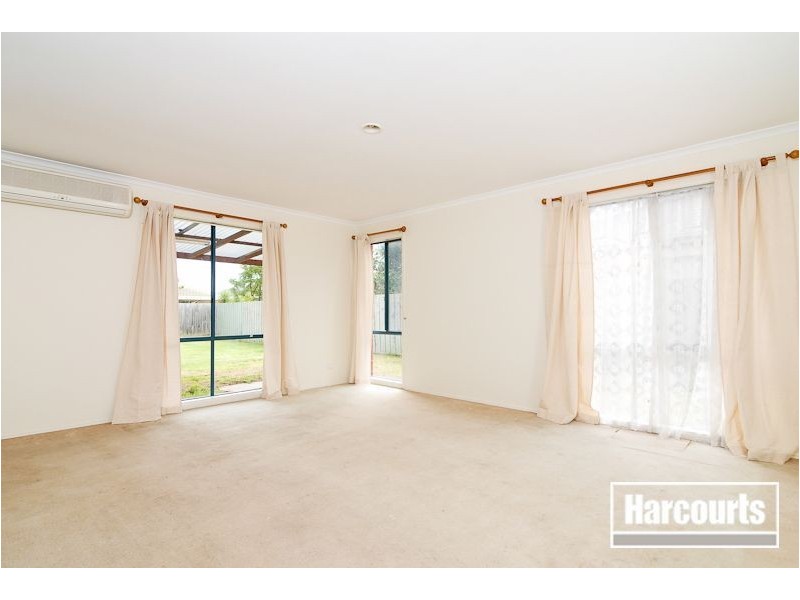 67 Greenwood Drive, Carrum Downs VIC 3201