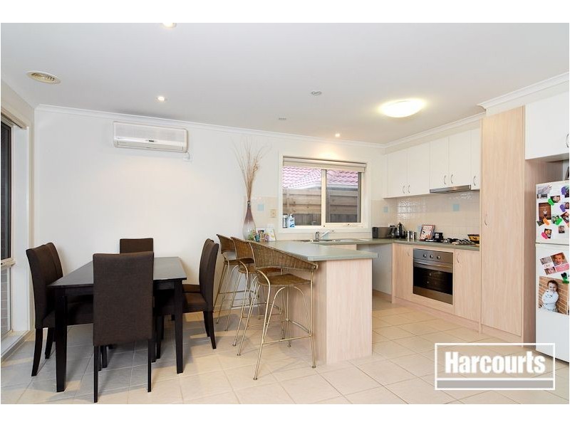 11/10 Hall Road, Carrum Downs VIC 3201