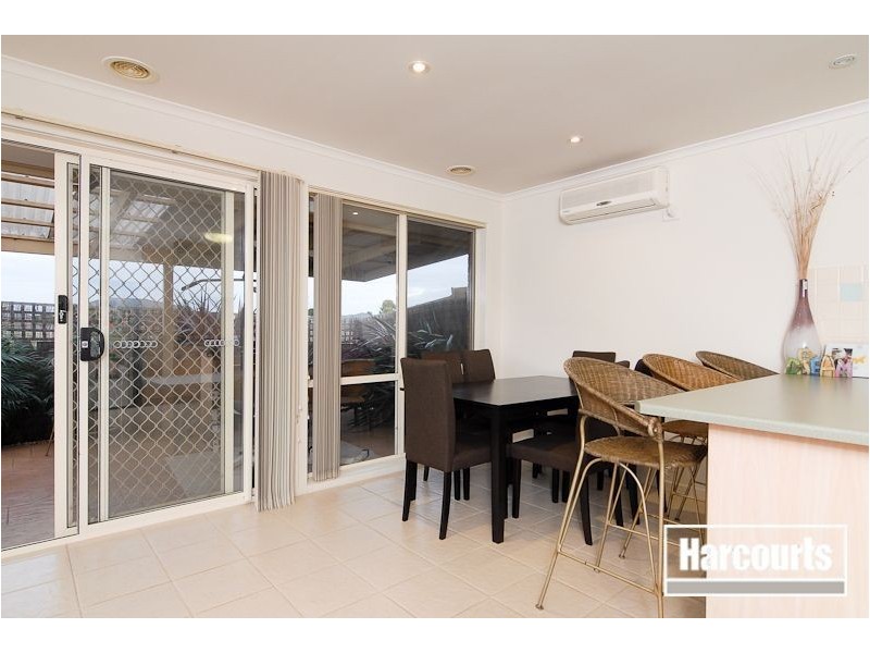 11/10 Hall Road, Carrum Downs VIC 3201