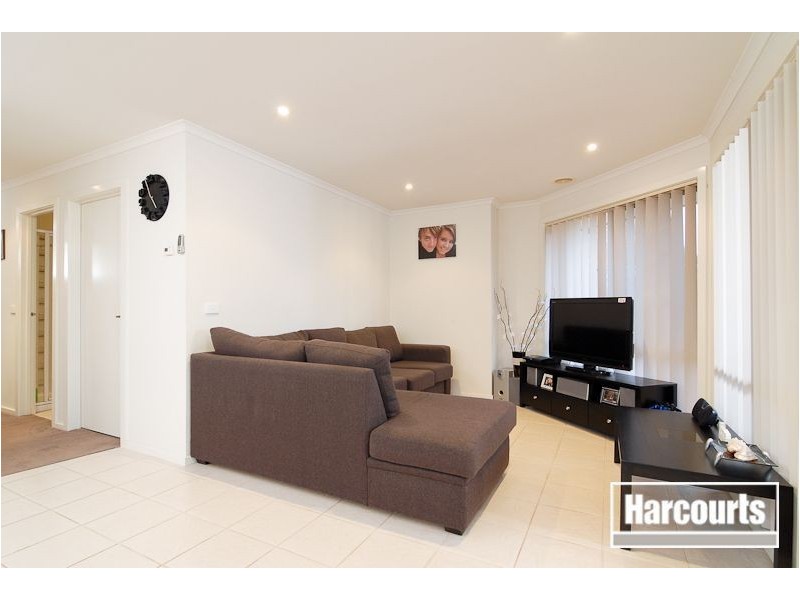 11/10 Hall Road, Carrum Downs VIC 3201