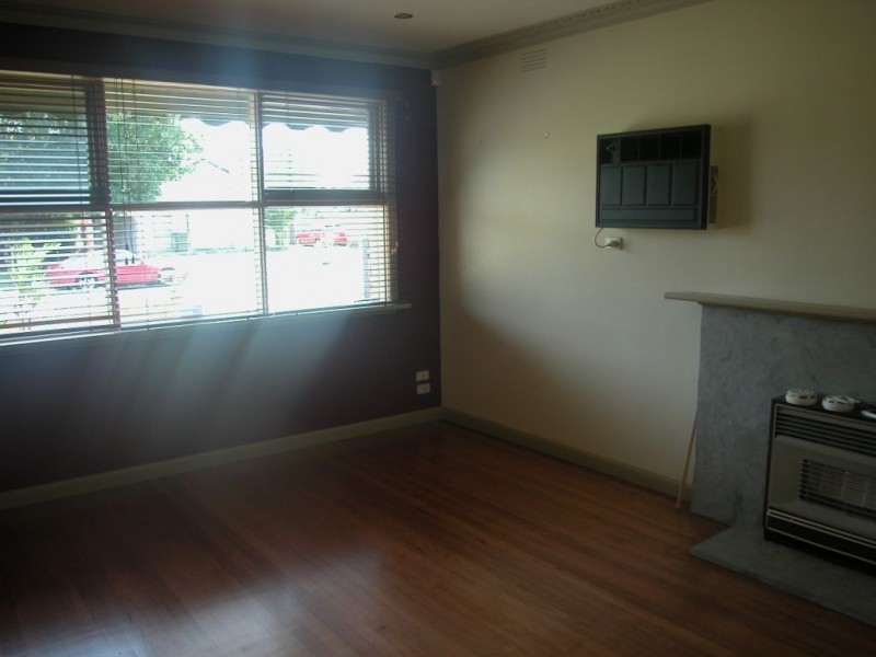107 Kirkwood Ave, Seaford VIC 3198
