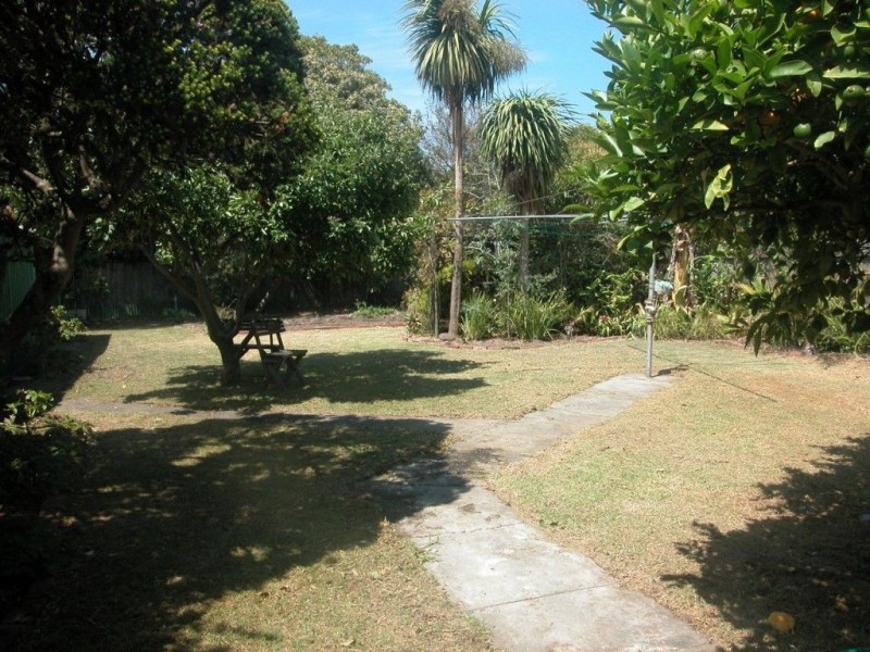107 Kirkwood Ave, Seaford VIC 3198
