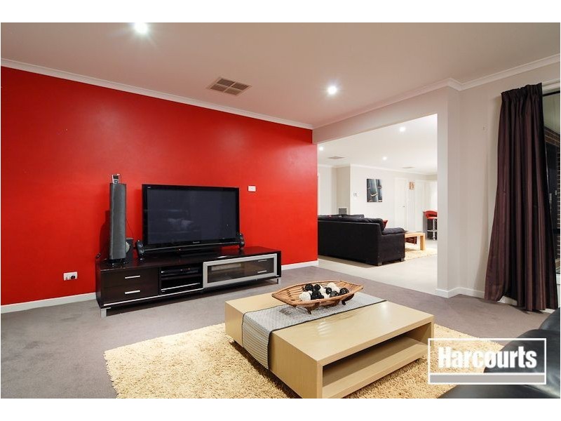 23 Bronzewing Court, Langwarrin VIC 3910