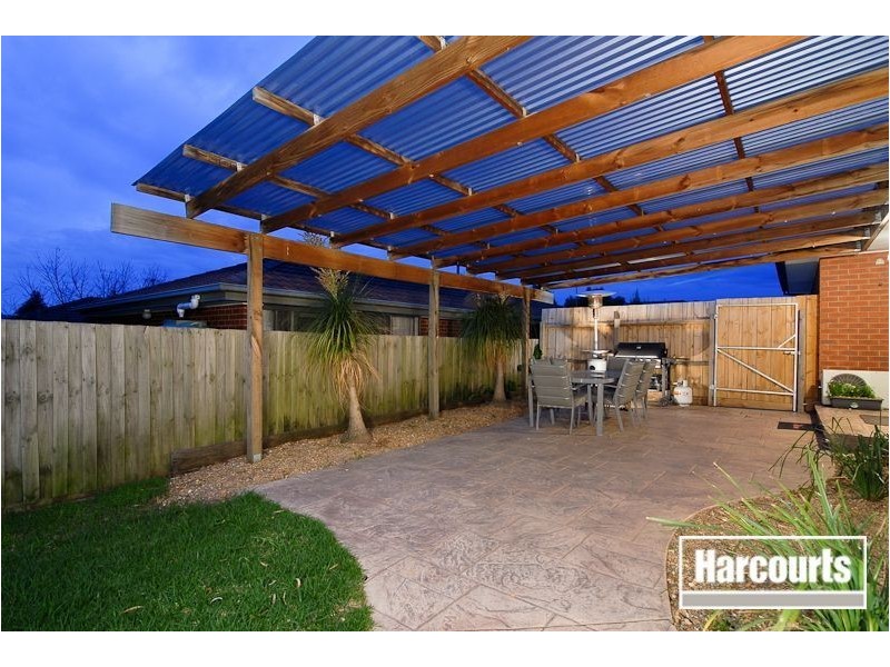 13 Rundle Drive, Carrum Downs VIC 3201