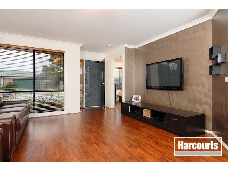 13 Rundle Drive, Carrum Downs VIC 3201