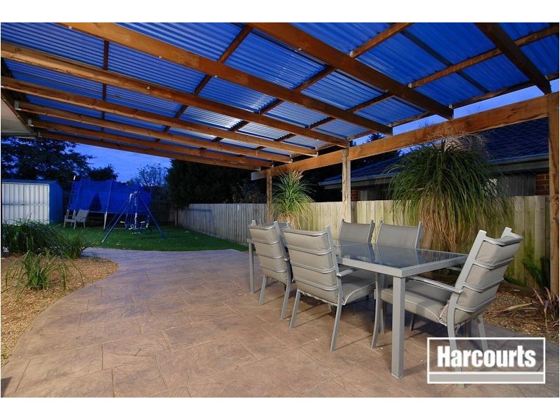 13 Rundle Drive, Carrum Downs VIC 3201