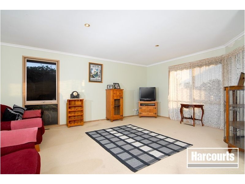 12 Parhnam Court, Carrum Downs VIC 3201