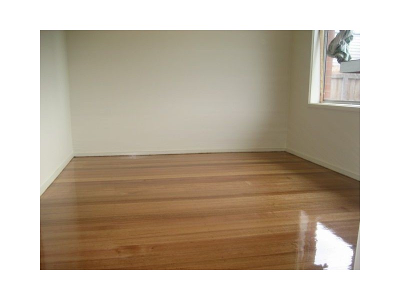 4 Bruce Street, Seaford VIC 3198