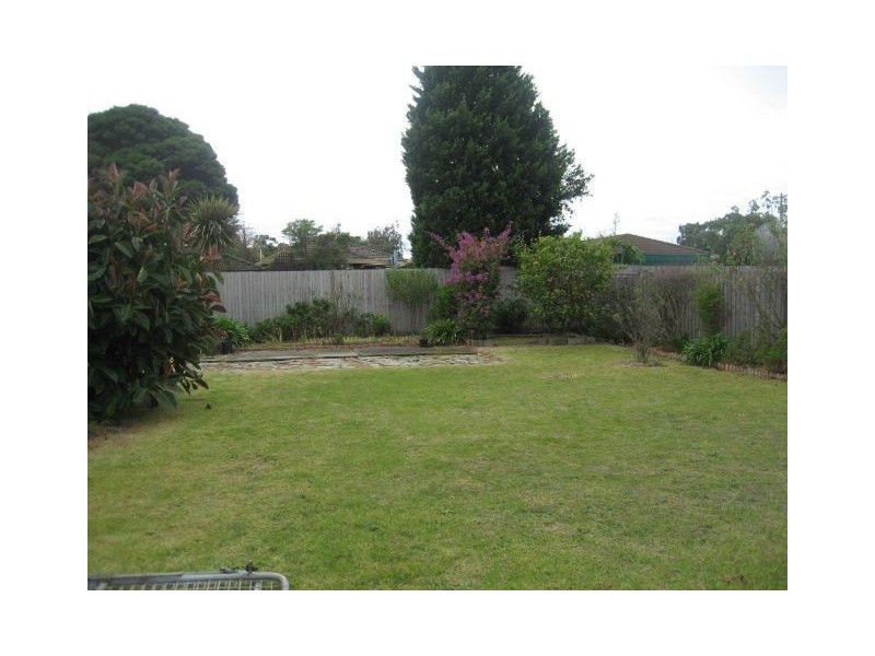 4 Bruce Street, Seaford VIC 3198