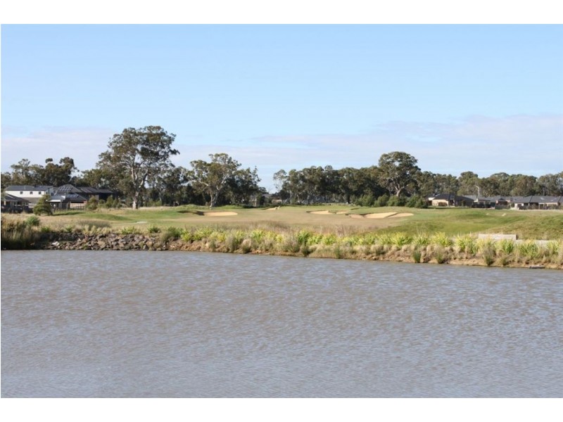 65 Sandarra Boulevard, Sandhurst VIC 3977