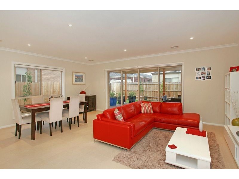 25 Tarcoola Way, Sandhurst VIC 3977