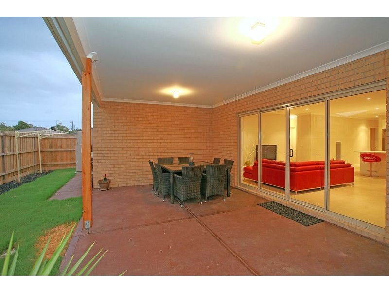 25 Tarcoola Way, Sandhurst VIC 3977