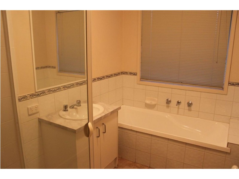 20/49 Oberon Drive, Carrum Downs VIC 3201