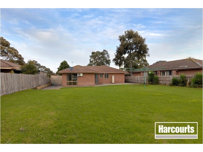71 Luscombe Ave, Carrum Downs VIC 3201