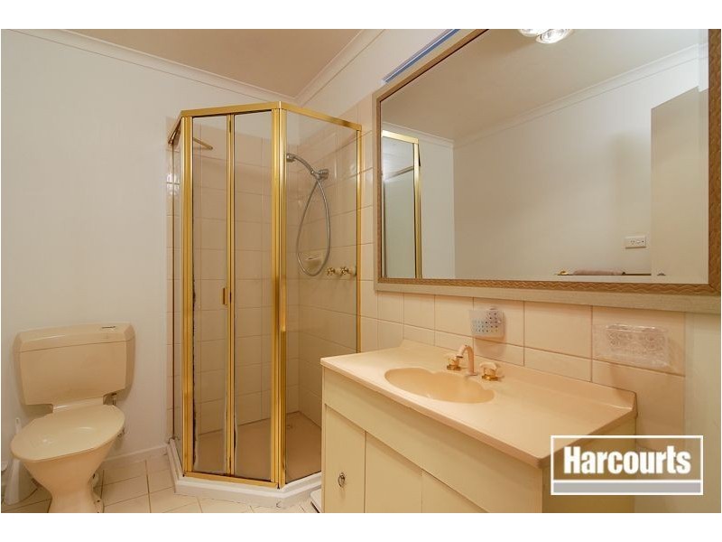 12 Dorchester Crescent, Carrum Downs VIC 3201