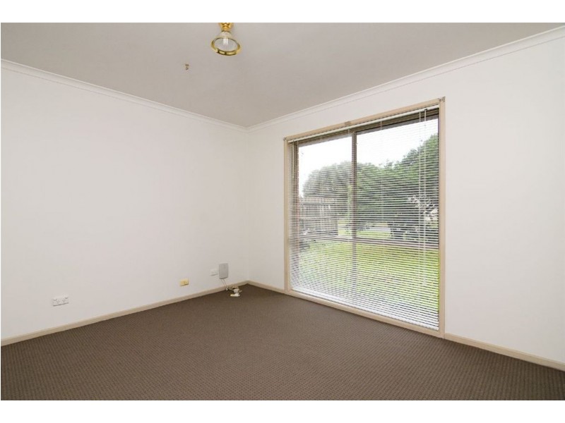 44 Carrington Crescent, Carrum Downs VIC 3201