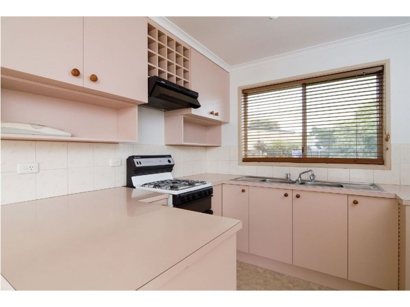 44 Carrington Crescent, Carrum Downs VIC 3201